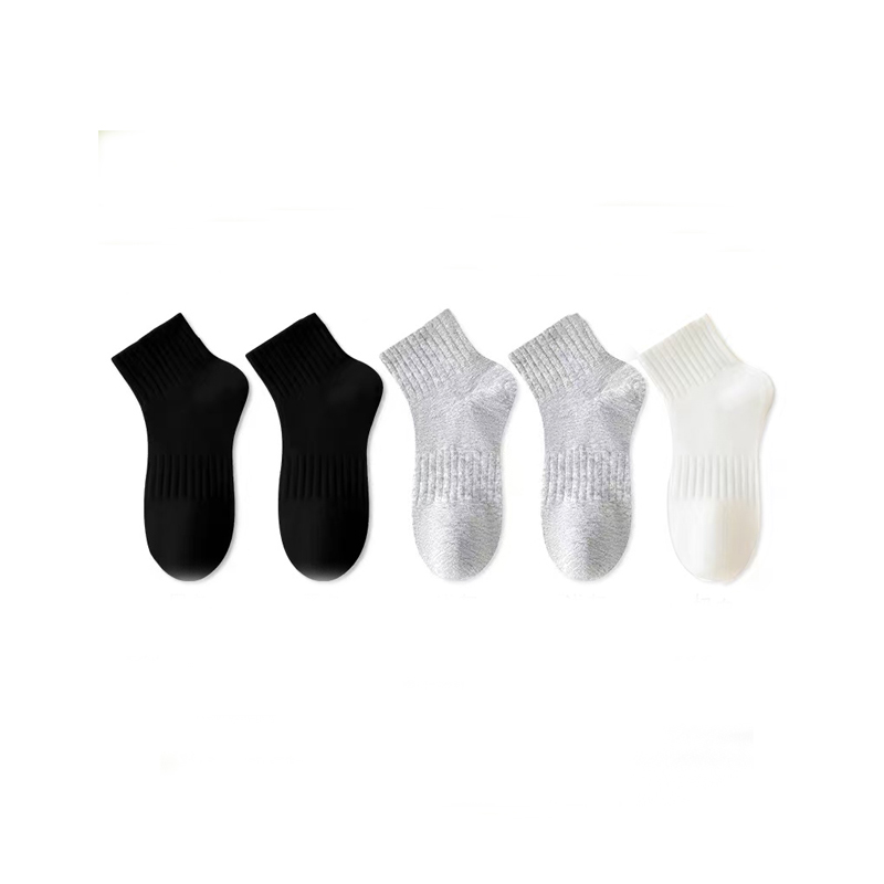 Хлопковые дышащие дезодорирующие женские спортивные носки