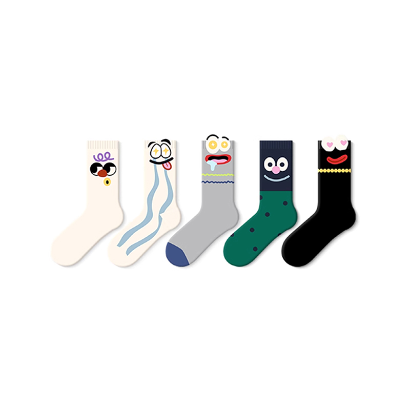 Милые женские носки с узором в виде мультяшных персонажей