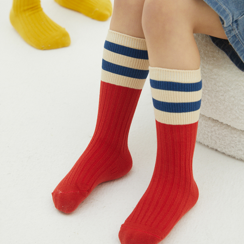 Разноцветные полосатые носки для подростков